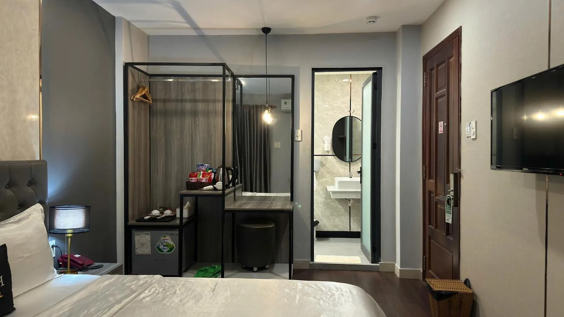 M&H Lux Hotel 胡志明市