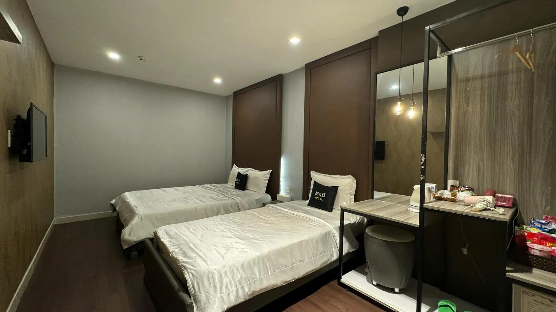 M&H Lux Hotel Ho Chi Minh City