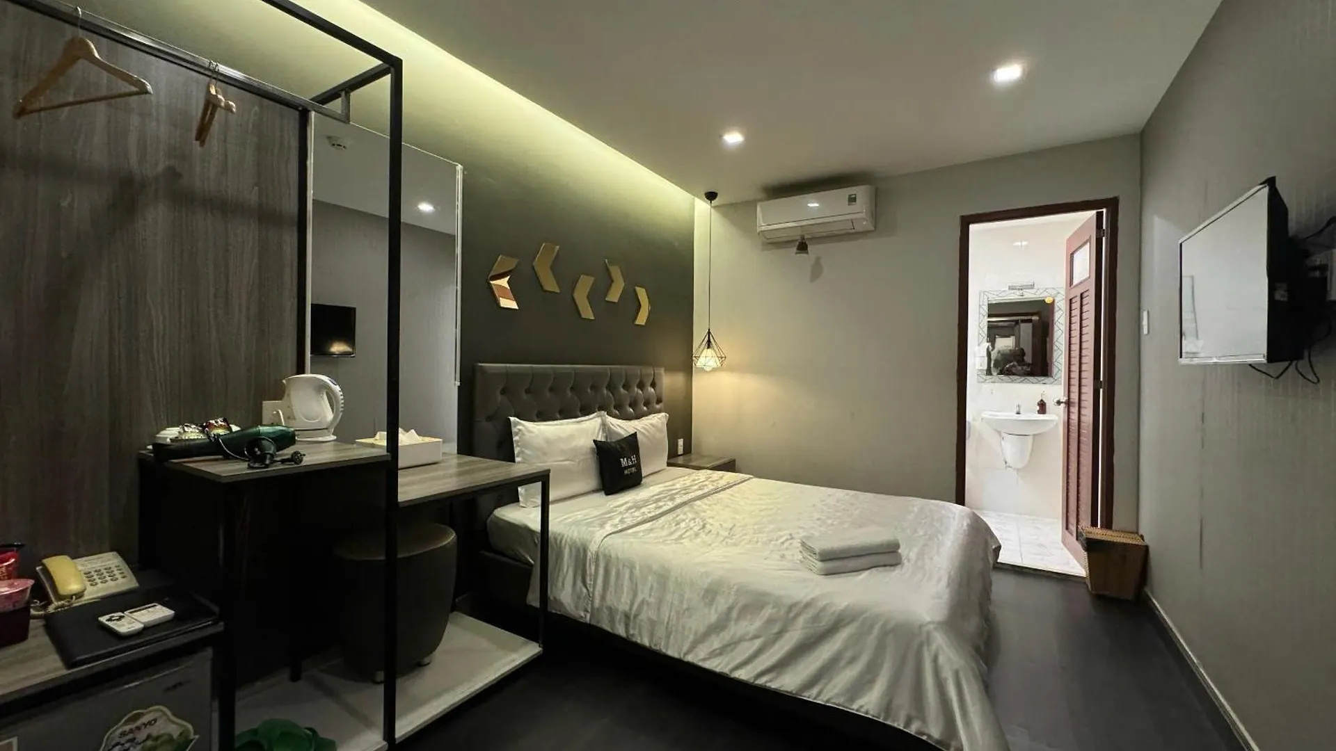 M&H Lux Hotel Ho Chi Minh City